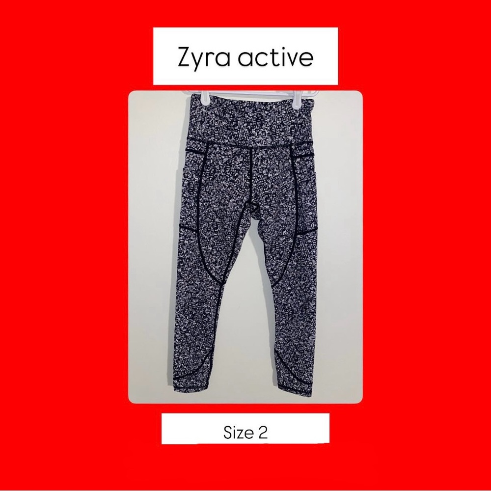 Active USA Women's Black Patterned Leggings